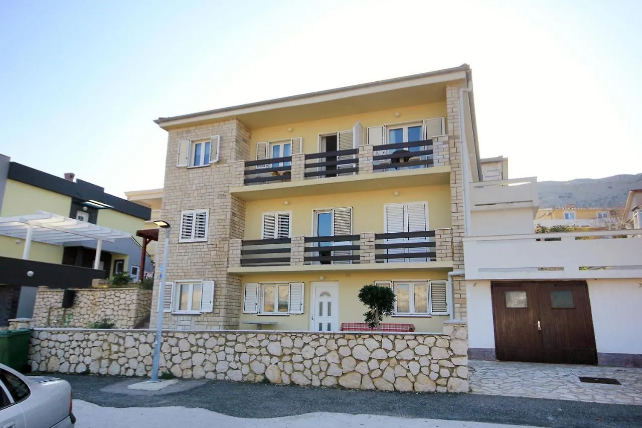 Apartments With A Parking Space Pag - 9388 Pag Town
